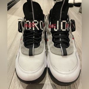 Used Jordan Defy SP White Size 11.5